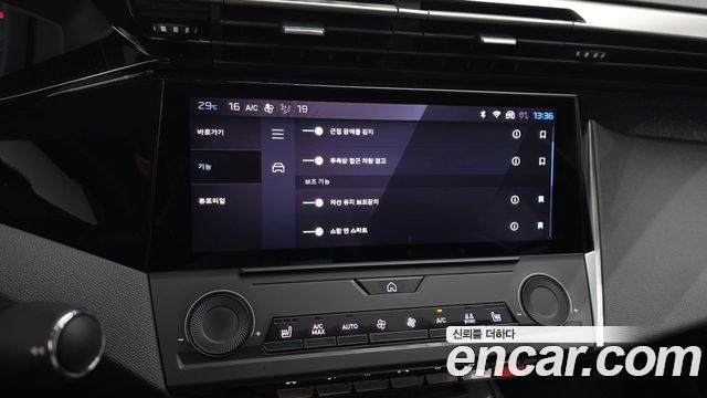 Peugeot 408 2023 — photo 21