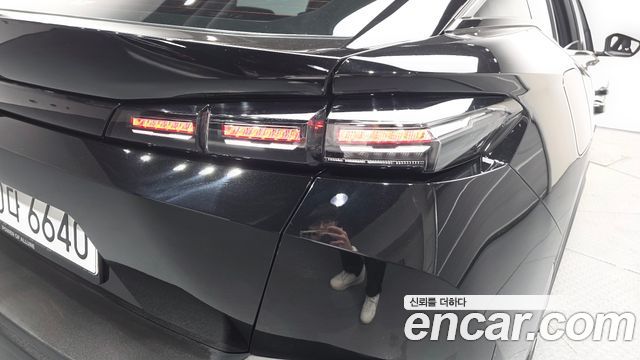Peugeot 408 2023 — photo 9
