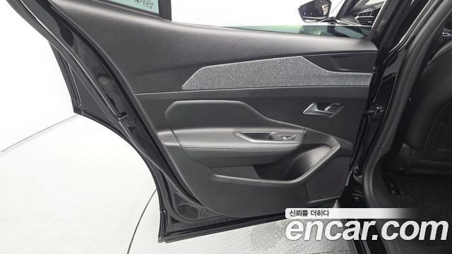 Peugeot 408 2023 — photo 15