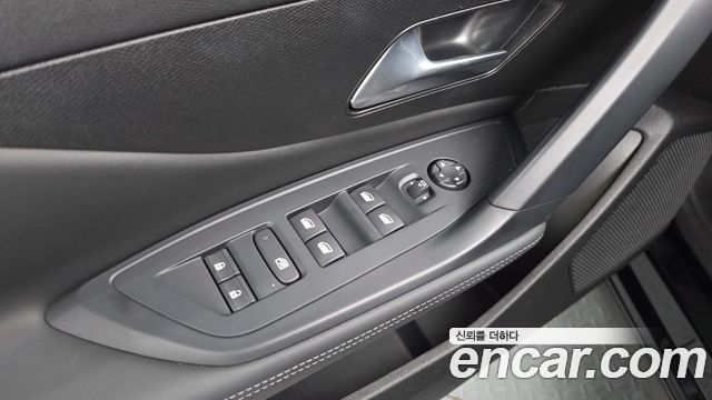 Peugeot 408 2023 — photo 28