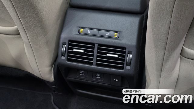Land Rover Discovery Sport 2024 — photo 28