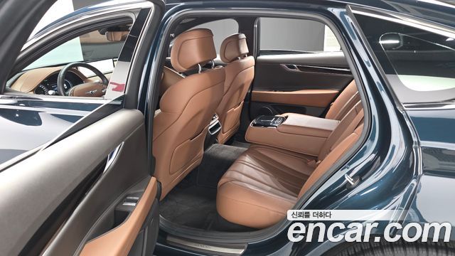 Genesis G80 2022 — photo 12