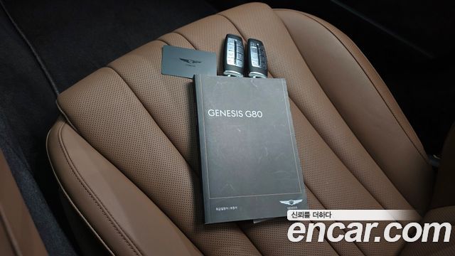Genesis G80 2022 — photo 20