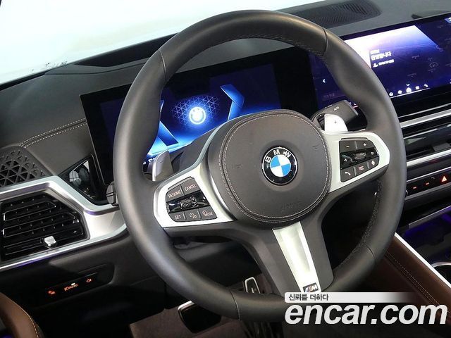 BMW X6 2026 — photo 11