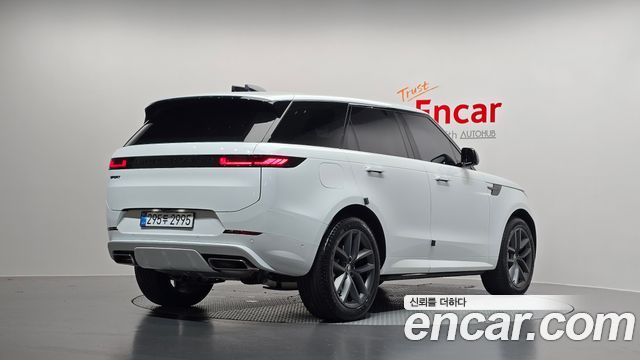 Land Rover Range Rover Sport 2025 — photo 2