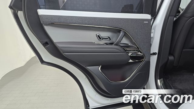 Land Rover Range Rover Sport 2025 — photo 15
