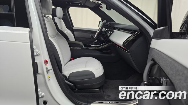 Land Rover Range Rover Sport 2025 — photo 16