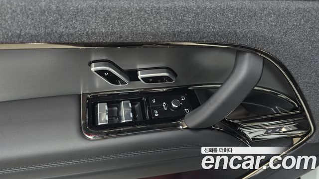 Land Rover Range Rover Sport 2025 — photo 27