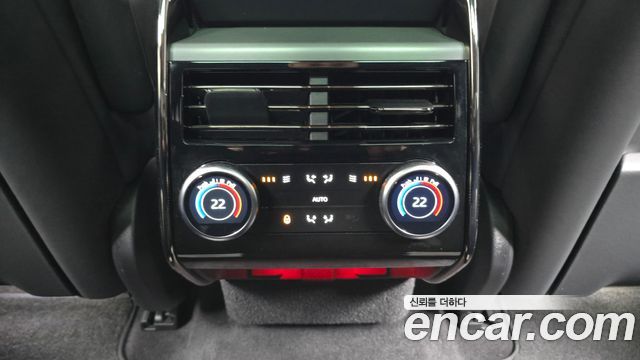 Land Rover Range Rover Sport 2025 — photo 31