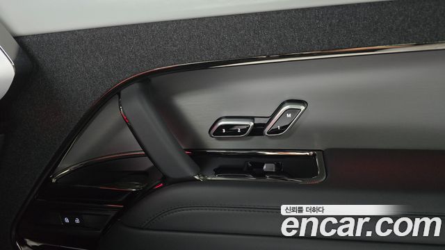 Land Rover Range Rover Sport 2025 — photo 36
