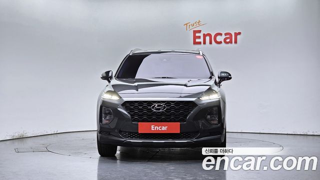 Hyundai Santafe 2019 — photo 3