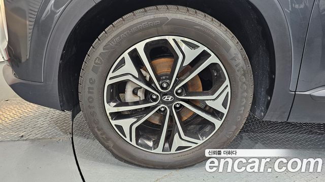 Hyundai Santafe 2019 — photo 5