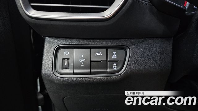 Hyundai Santafe 2019 — photo 17