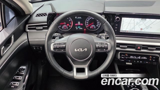 Kia K5 2023 — photo 19
