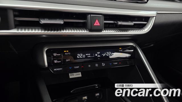 Kia K5 2023 — photo 24
