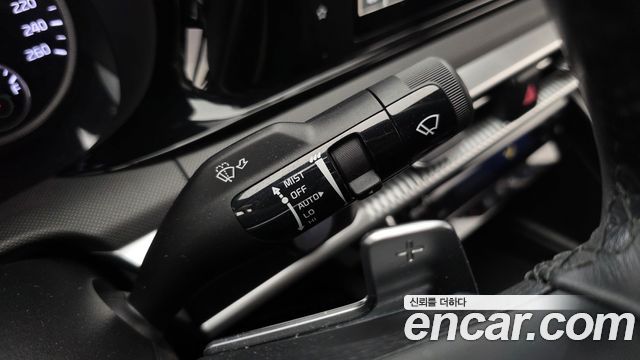 Kia K5 2023 — photo 26