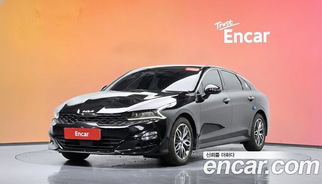 Kia K5 2023 — photo 1