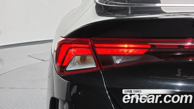 Kia K5 2023 — photo 9