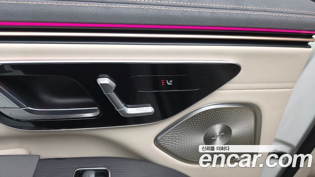 Mercedes-Benz EQS 2023 — photo 24