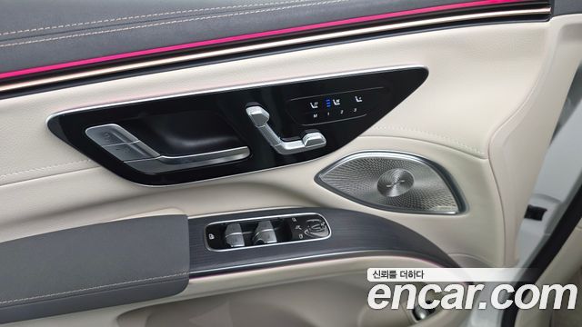 Mercedes-Benz EQS 2023 — photo 31