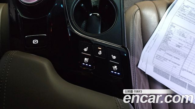 Kia K8 2022 — photo 16