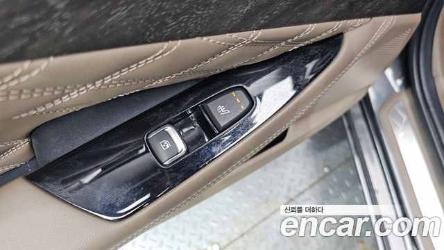 Kia K8 2022 — photo 20