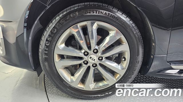 Kia Canival 2018 — photo 5