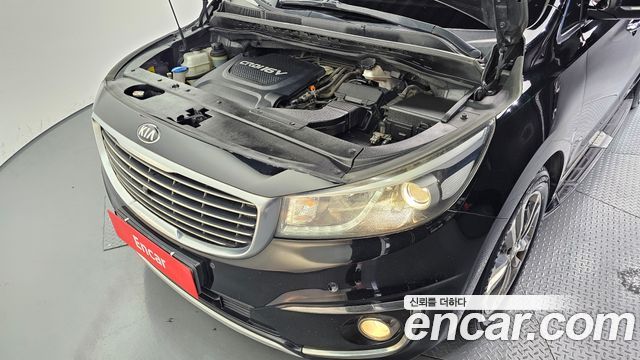 Kia Canival 2018 — photo 6