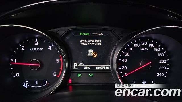 Kia Canival 2018 — photo 8