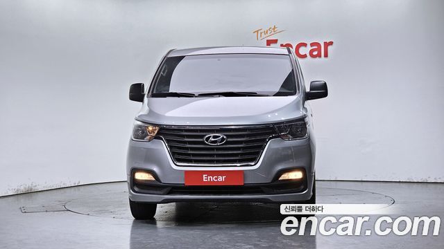 Hyundai Starex 2019 — photo 3