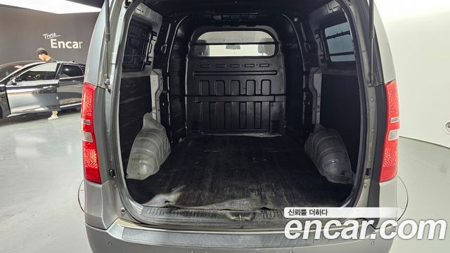 Hyundai Starex 2019 — photo 20