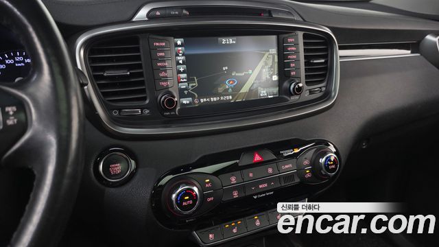 Kia Sorento 2017 — photo 13