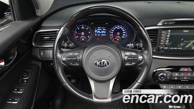 Kia Sorento 2017 — photo 14