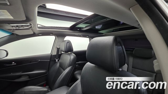 Kia Sorento 2017 — photo 16