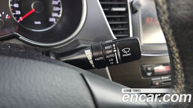 Kia K7 2012 — photo 16