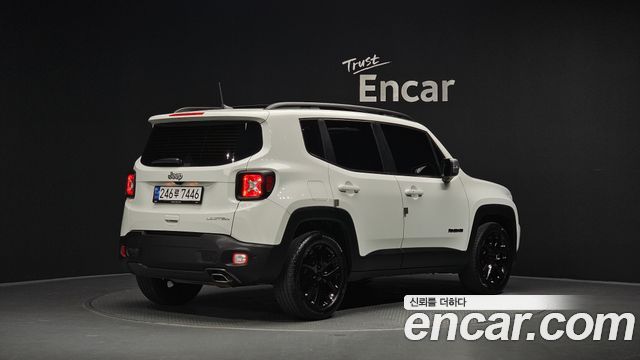 Jeep Renegade 2022 — photo 2