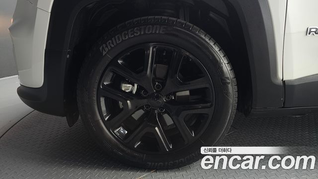 Jeep Renegade 2022 — photo 5
