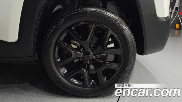 Jeep Renegade 2022 — photo 7