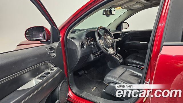 Jeep Compass 2015 — photo 10