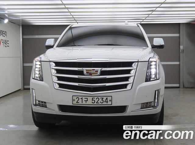 Cadillac Escalade 2017 — photo 2