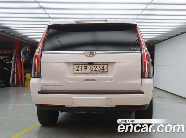 Cadillac Escalade 2017 — photo 3