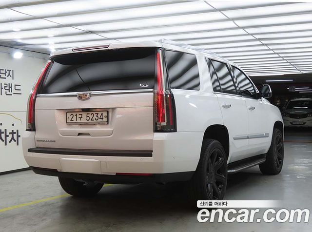 Cadillac Escalade 2017 — photo 4