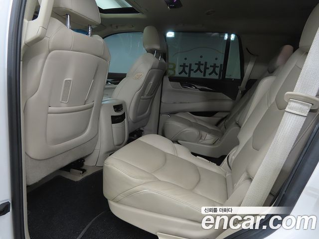 Cadillac Escalade 2017 — photo 6