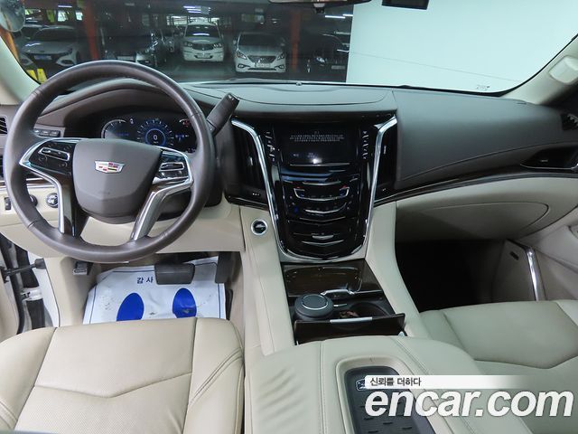 Cadillac Escalade 2017 — photo 7