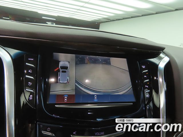 Cadillac Escalade 2017 — photo 14