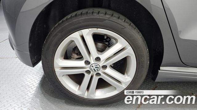 Volkswagen Polo 2014 — photo 5