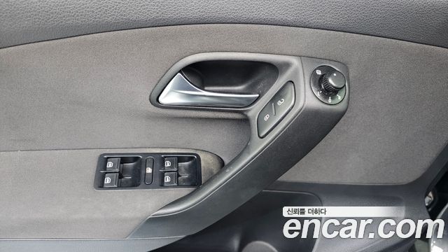 Volkswagen Polo 2014 — photo 19