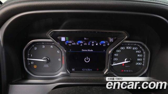 GMC Sierra 2020 — photo 11