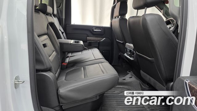 GMC Sierra 2020 — photo 17