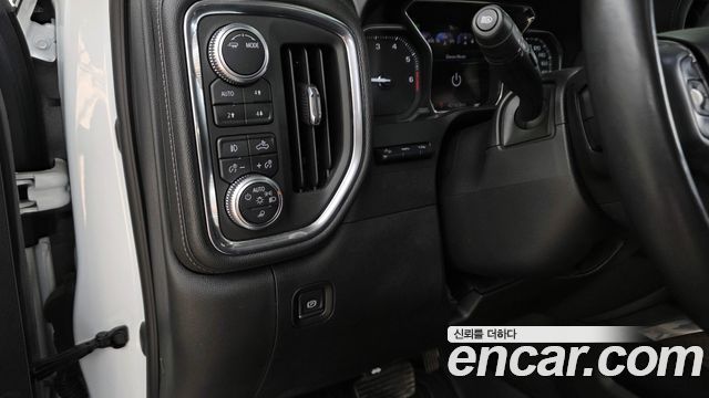 GMC Sierra 2020 — photo 23